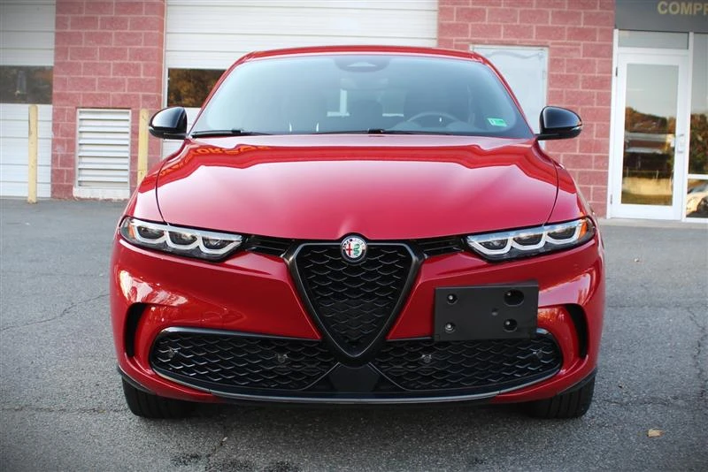 2024 Alfa Romeo Tonale - Image 8 of 20