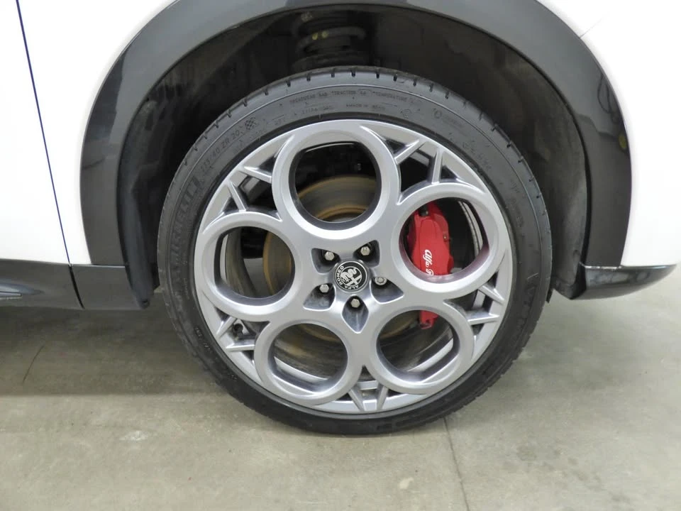 2024 Alfa Romeo Tonale - Image 8 of 20