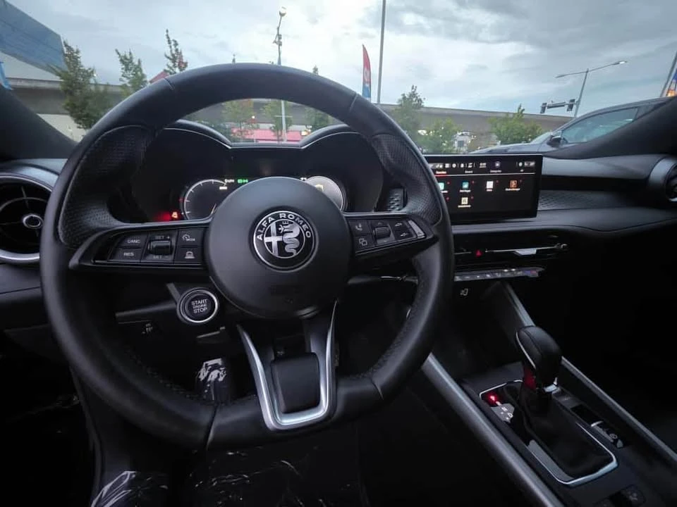 2024 Alfa Romeo Tonale - Image 6 of 20
