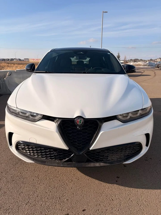 2024 Alfa Romeo Tonale - Image 2 of 14