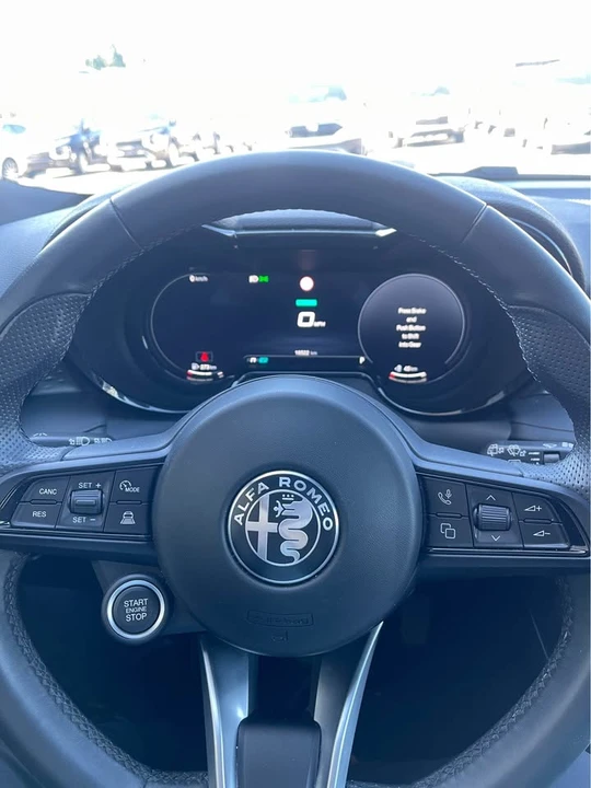 2024 Alfa Romeo Tonale - Image 4 of 15