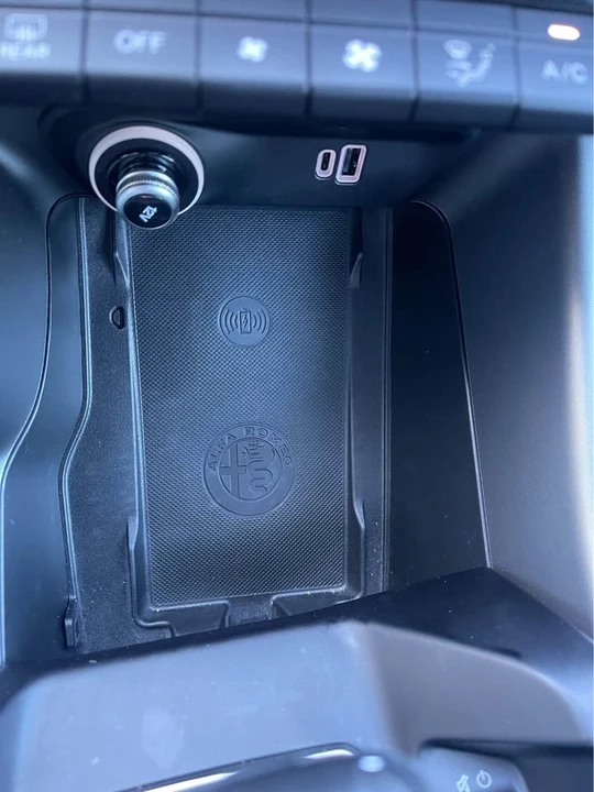 2024 Alfa Romeo Tonale - Image 9 of 15