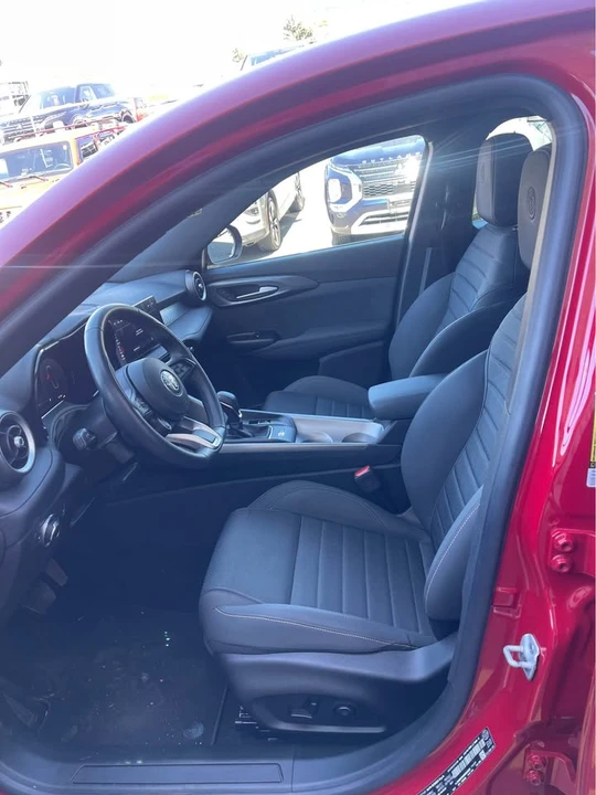 2024 Alfa Romeo Tonale - Image 10 of 15