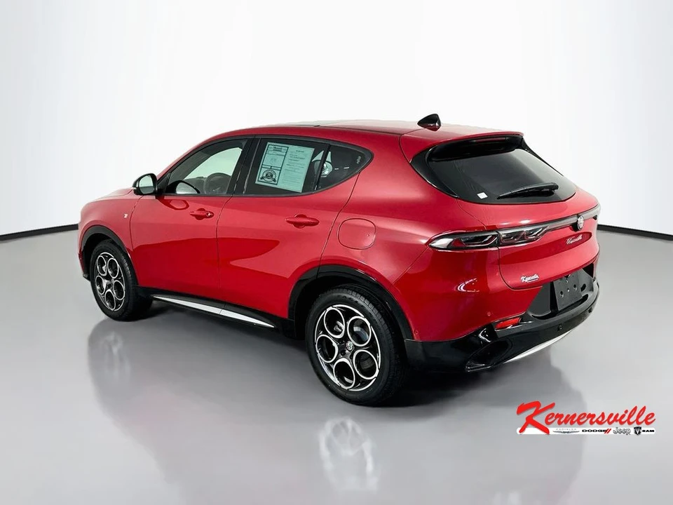 2024 Alfa Romeo Tonale - Image 5 of 24