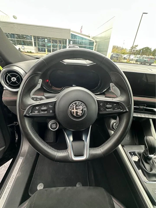 2024 Alfa Romeo Tonale - Image 3 of 11