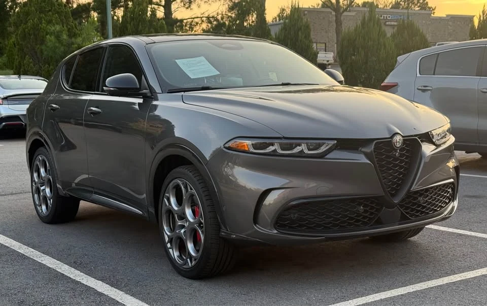 2024 Alfa Romeo Tonale - Image 2 of 5