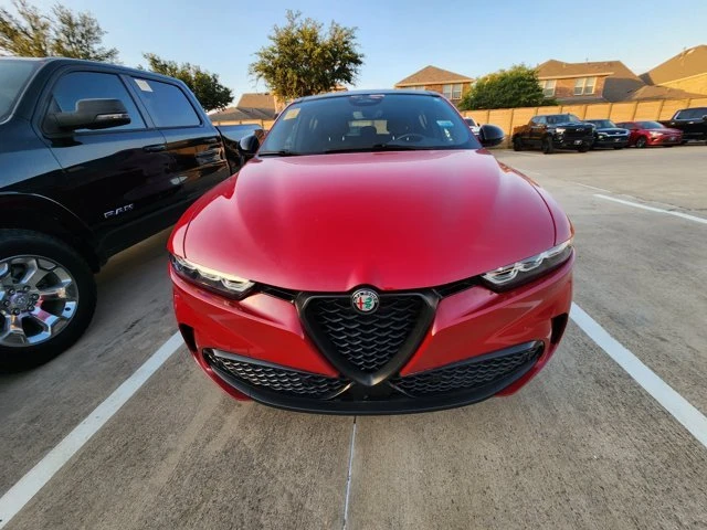 2024 Alfa Romeo Tonale - Image 2 of 10