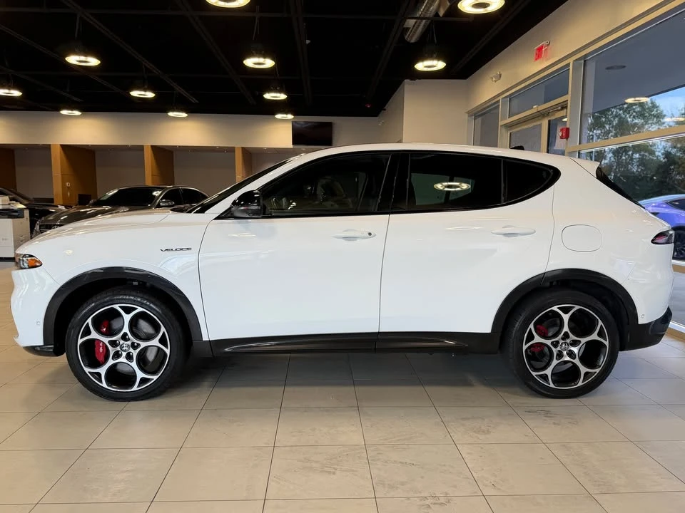 2024 Alfa Romeo Tonale - Image 5 of 19