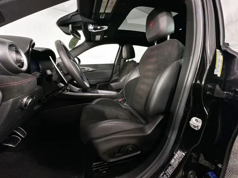 2024 Alfa Romeo Tonale - Image 11 of 20