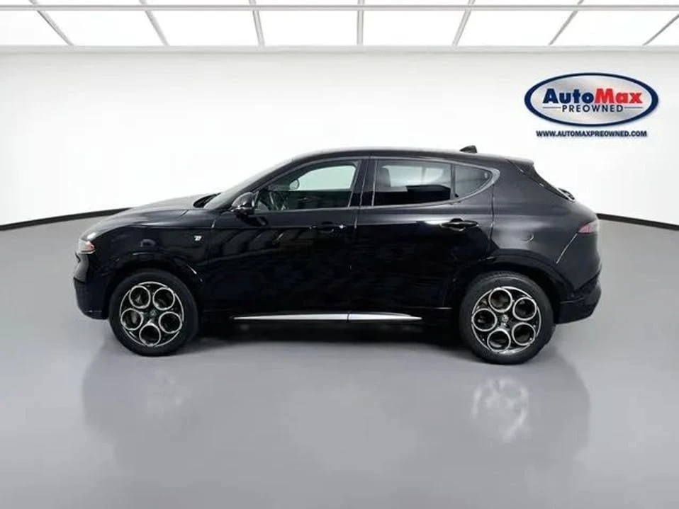 2024 Alfa Romeo Tonale - Image 9 of 20