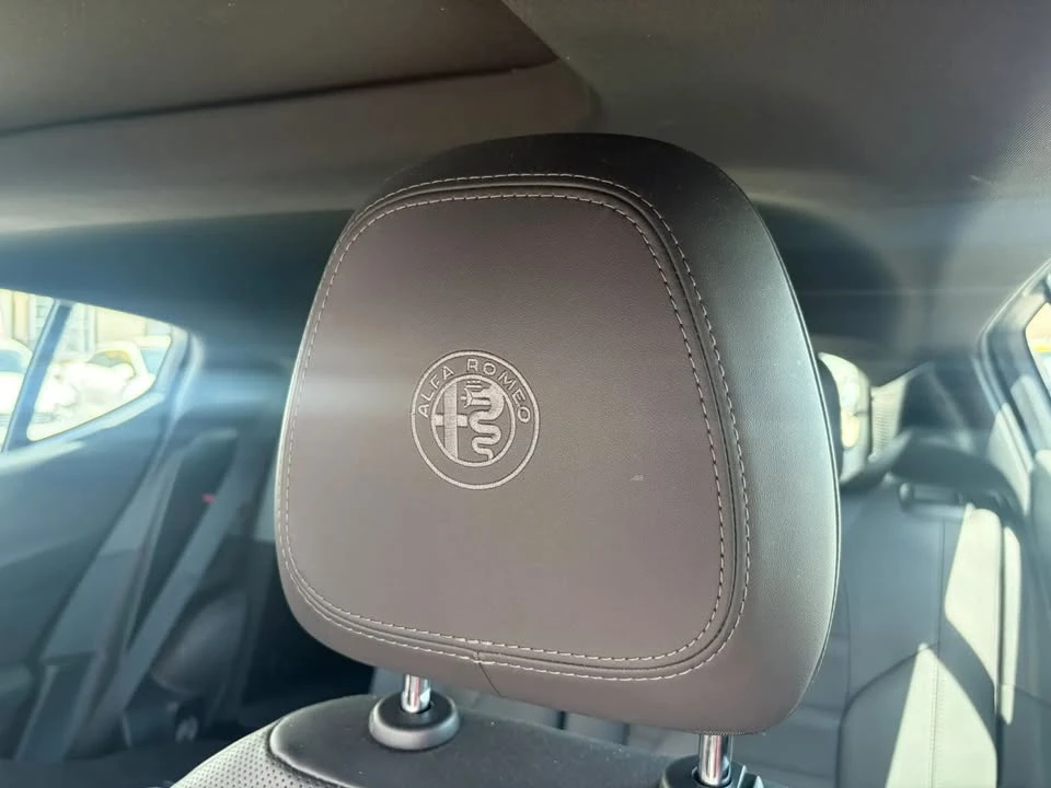 2024 Alfa Romeo Tonale - Image 18 of 20