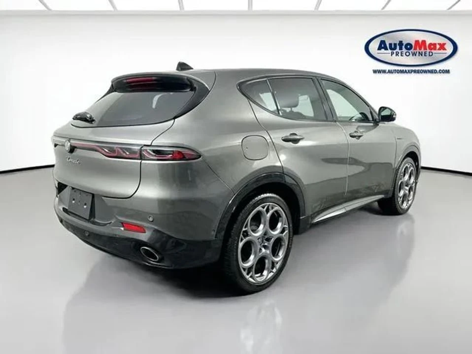 2024 Alfa Romeo Tonale - Image 2 of 20