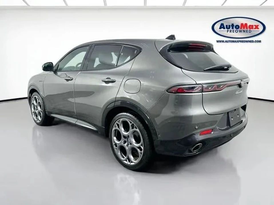2024 Alfa Romeo Tonale - Image 6 of 20