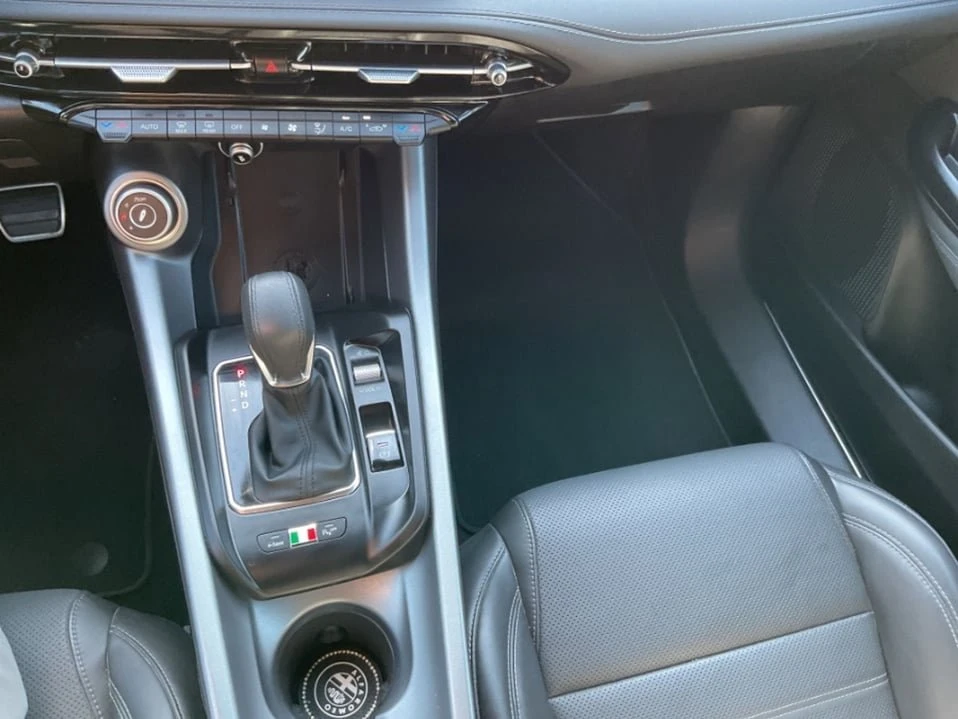 2024 Alfa Romeo Tonale - Image 11 of 20