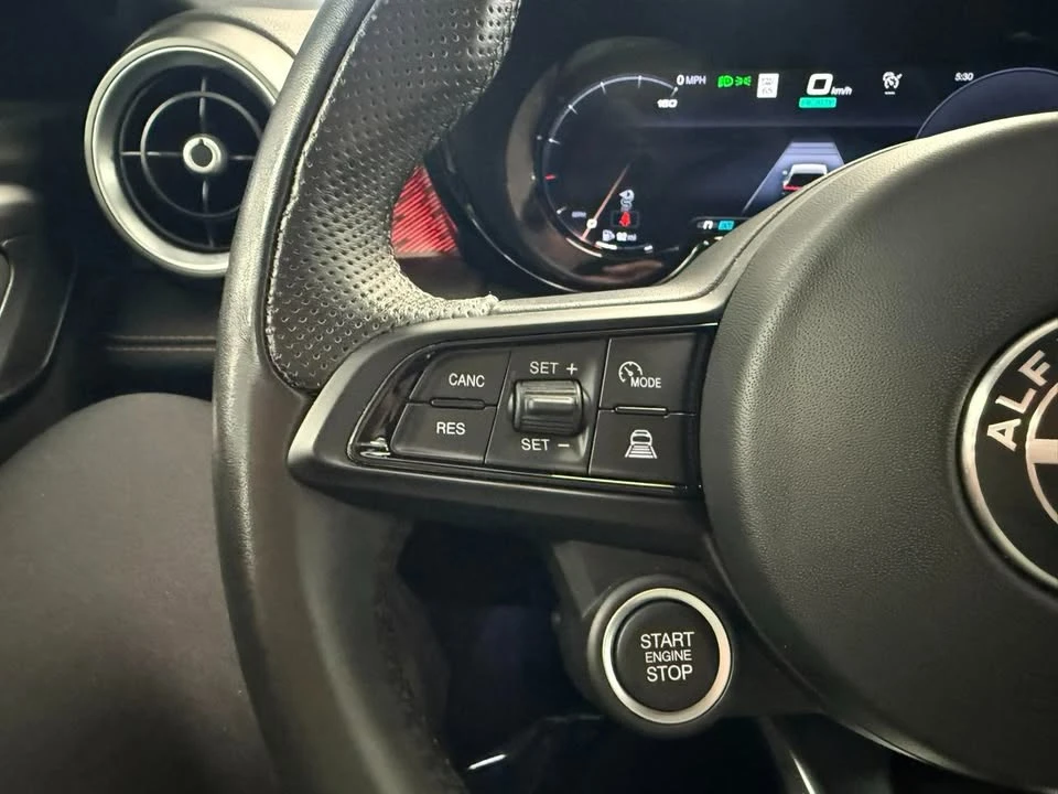 2024 Alfa Romeo Tonale - Image 16 of 20