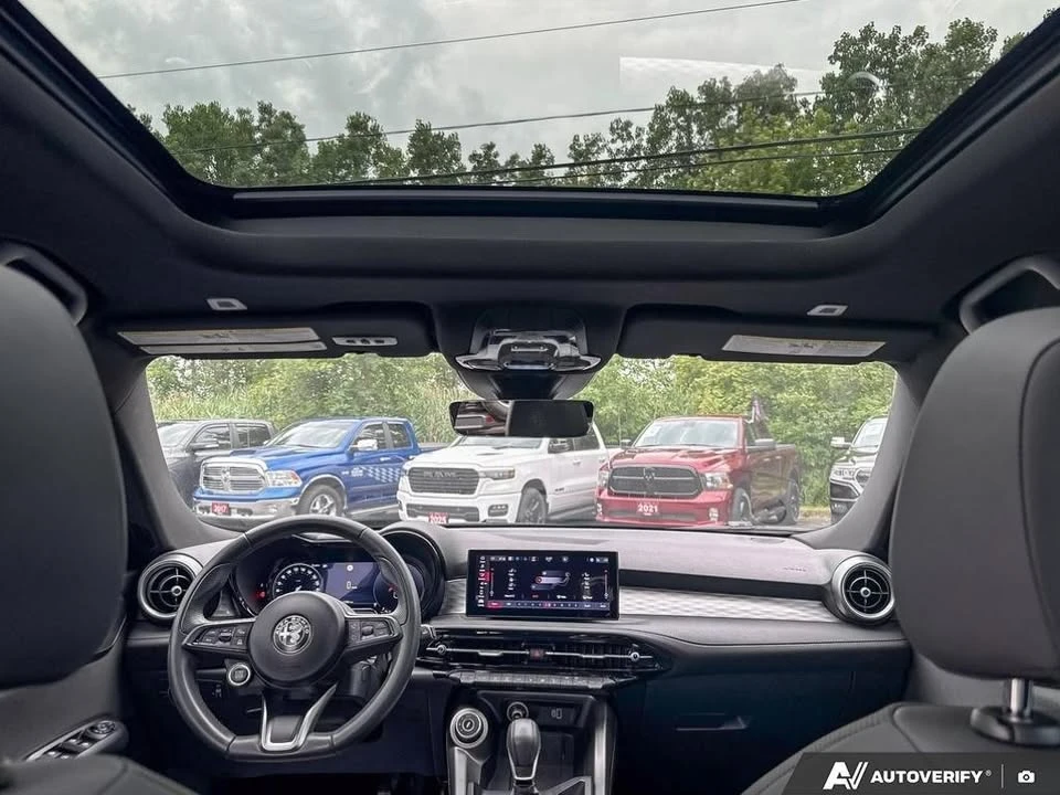 2024 Alfa Romeo Tonale - Image 17 of 18