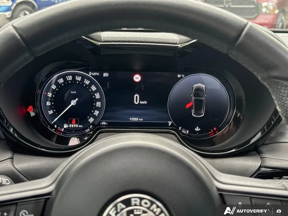 2024 Alfa Romeo Tonale - Image 16 of 18