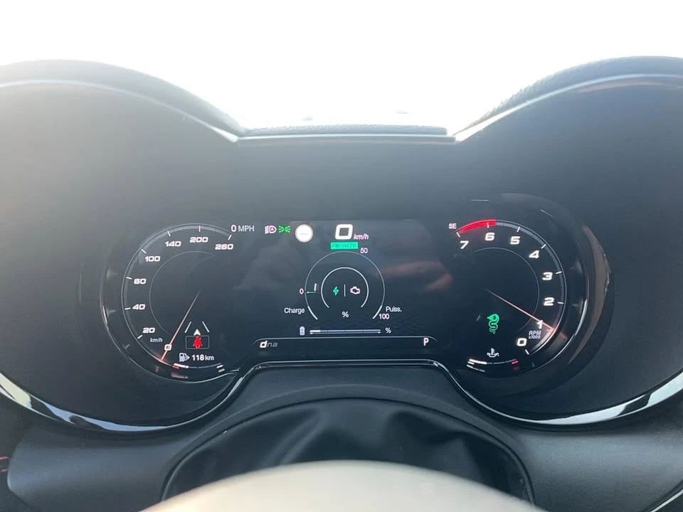 2024 Alfa Romeo Tonale - Image 16 of 20