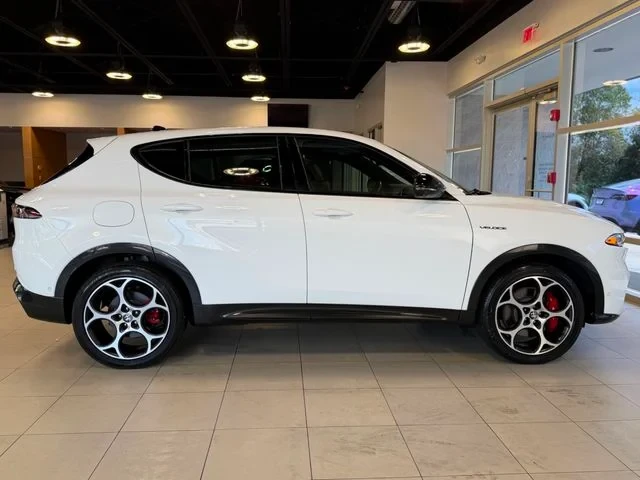 2024 Alfa Romeo Tonale - Image 15 of 18