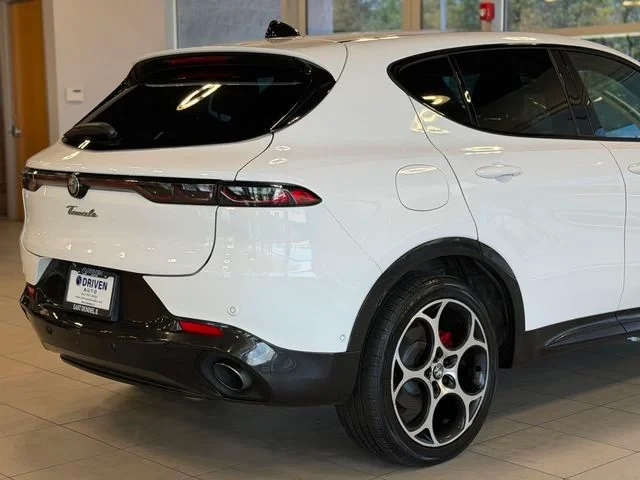 2024 Alfa Romeo Tonale - Image 11 of 18