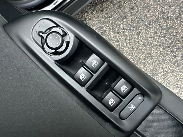 2024 Alfa Romeo Tonale - Image 16 of 16
