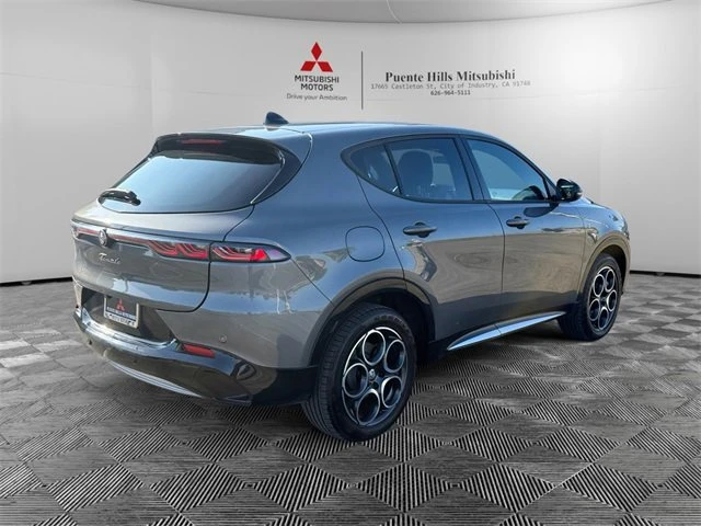 2024 Alfa Romeo Tonale - Image 5 of 20