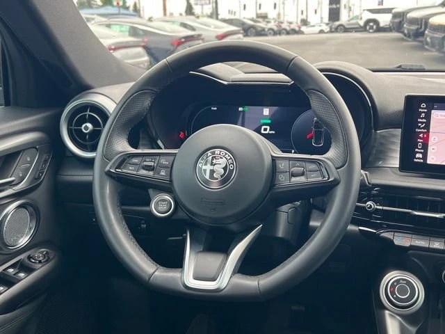 2024 Alfa Romeo Tonale - Image 14 of 20