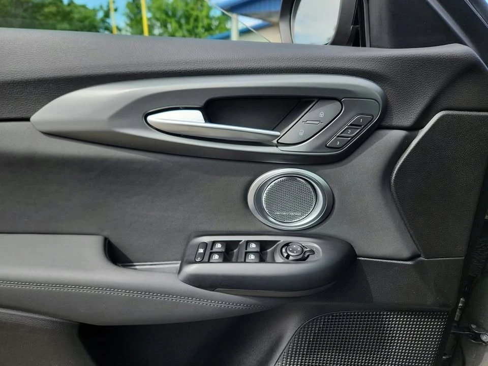 2024 Alfa Romeo Tonale - Image 14 of 20