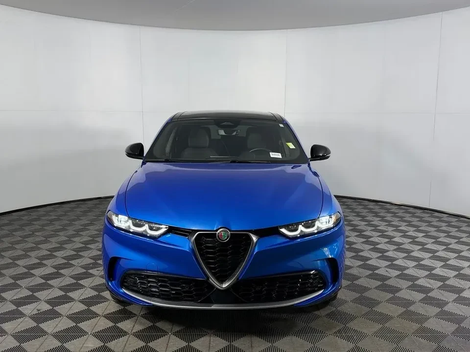 2024 Alfa Romeo Tonale - Image 2 of 13