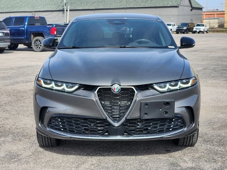 2024 Alfa Romeo Tonale - Image 2 of 10