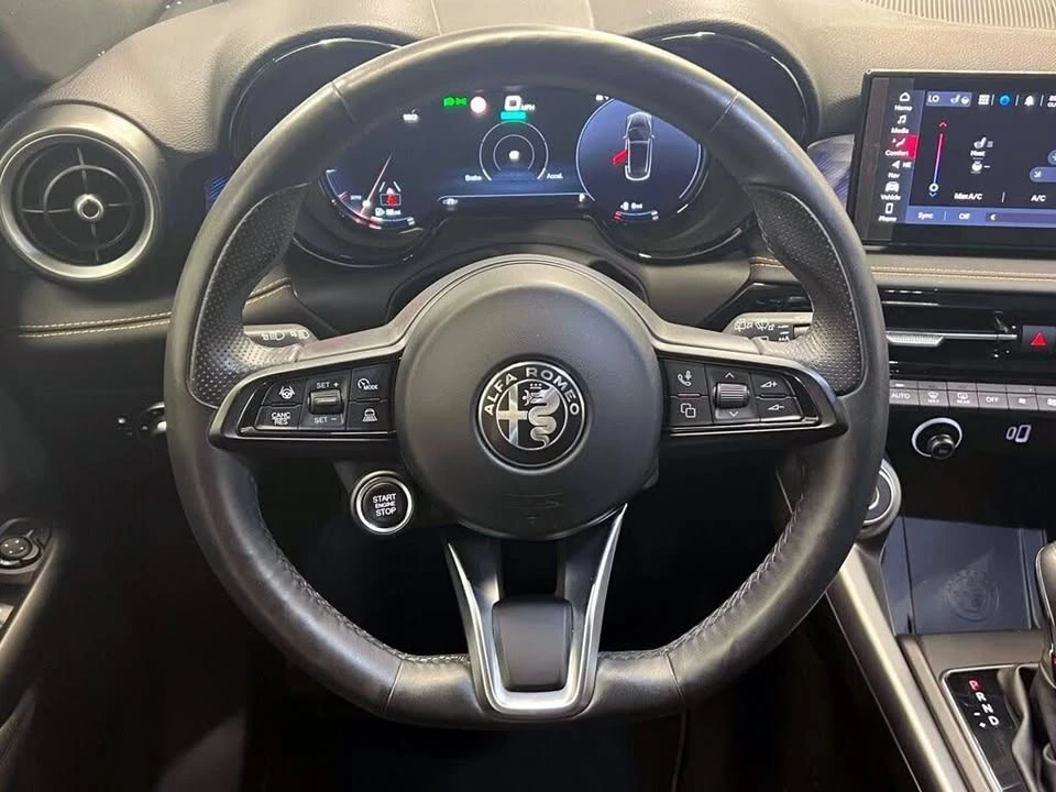 2024 Alfa Romeo Tonale - Image 10 of 20