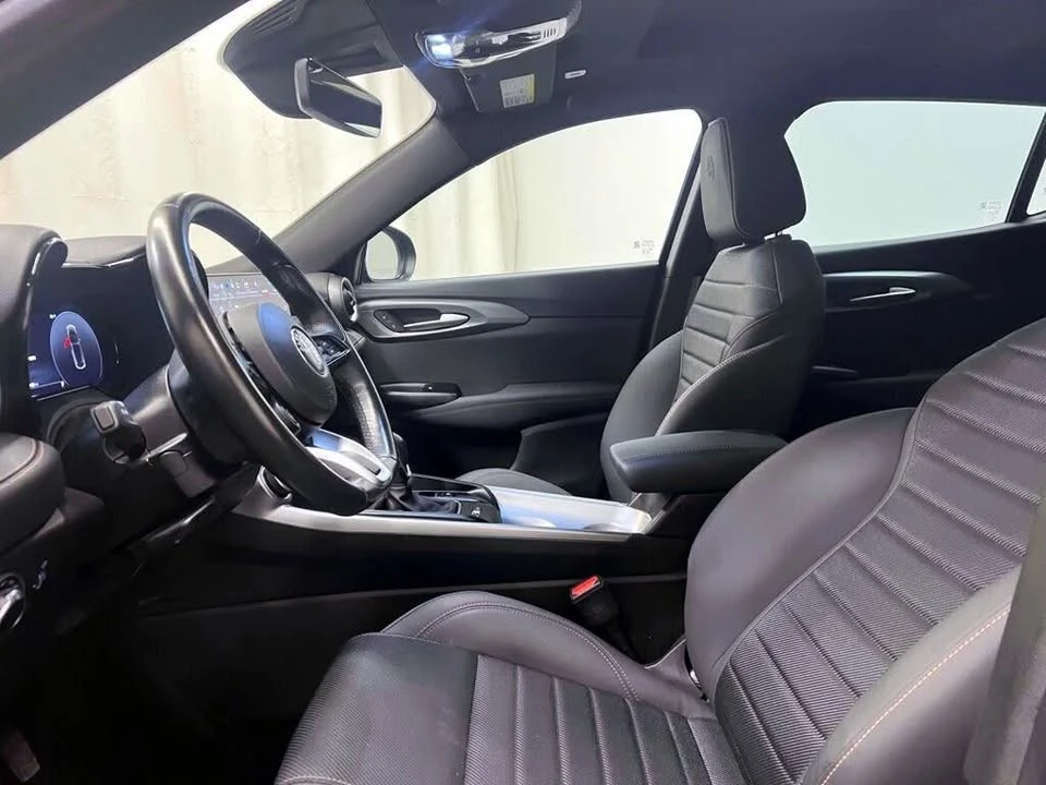 2024 Alfa Romeo Tonale - Image 10 of 20