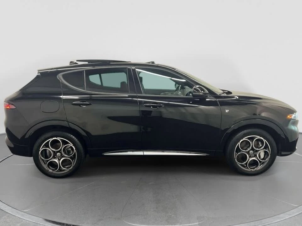 2024 Alfa Romeo Tonale - Image 4 of 20