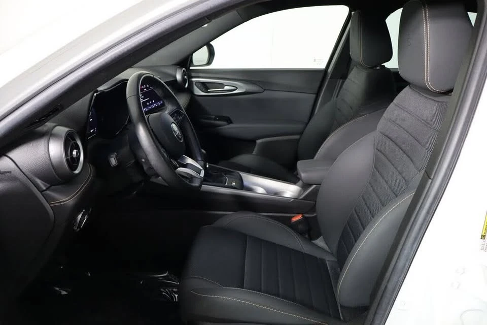 2024 Alfa Romeo Tonale - Image 8 of 20