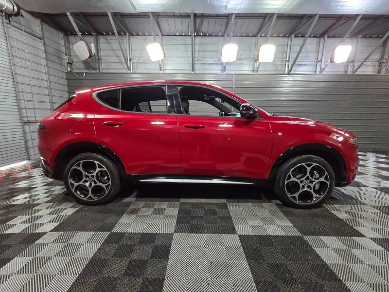 2024 Alfa Romeo Tonale - Image 9 of 19
