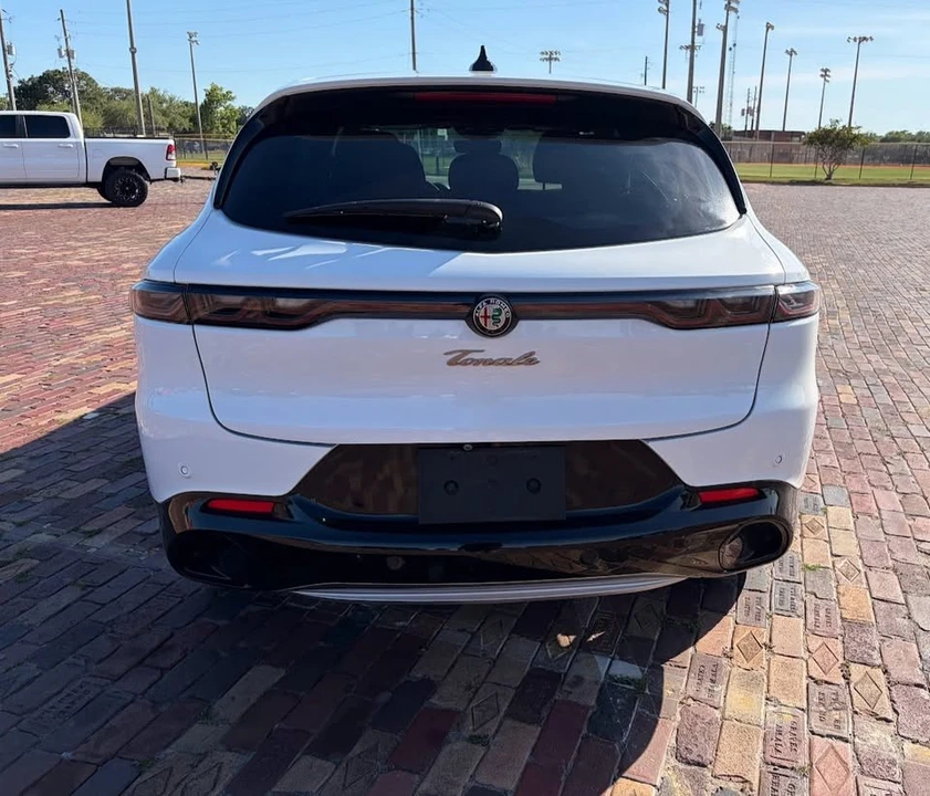 2024 Alfa Romeo Tonale - Image 4 of 20