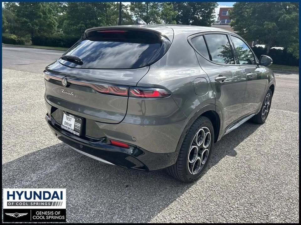 2024 Alfa Romeo Tonale - Image 8 of 20
