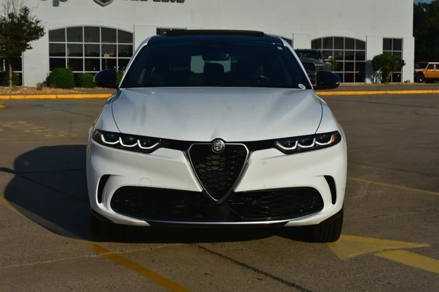 2024 Alfa Romeo Tonale - Image 2 of 20