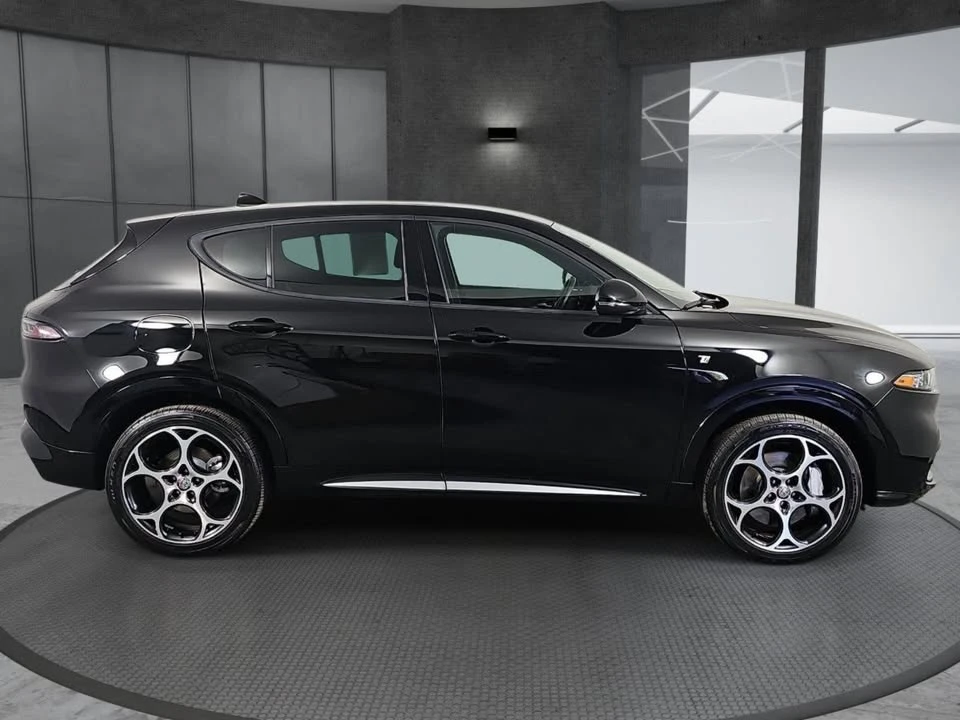 2024 Alfa Romeo Tonale - Image 4 of 20