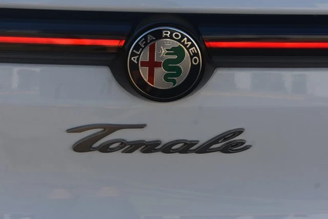 2024 Alfa Romeo Tonale - Image 7 of 20