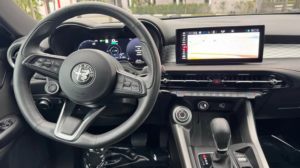 2024 Alfa Romeo Tonale - Image 12 of 19