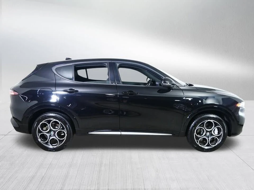 2024 Alfa Romeo Tonale - Image 8 of 20