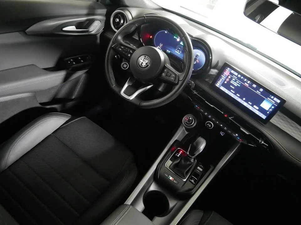 2024 Alfa Romeo Tonale - Image 9 of 20
