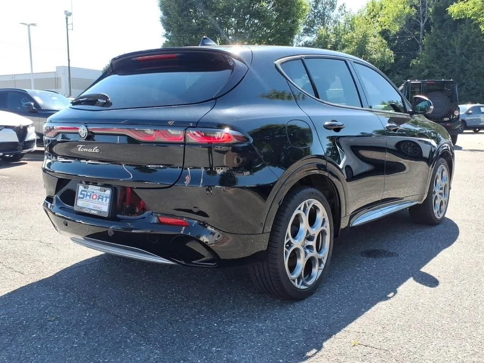 2024 Alfa Romeo Tonale - Image 2 of 10