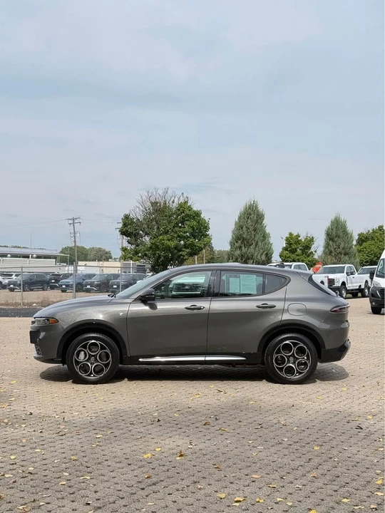 2024 Alfa Romeo Tonale - Image 4 of 20