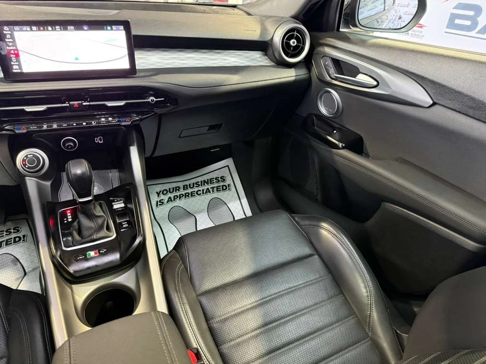 2024 Alfa Romeo Tonale - Image 24 of 31