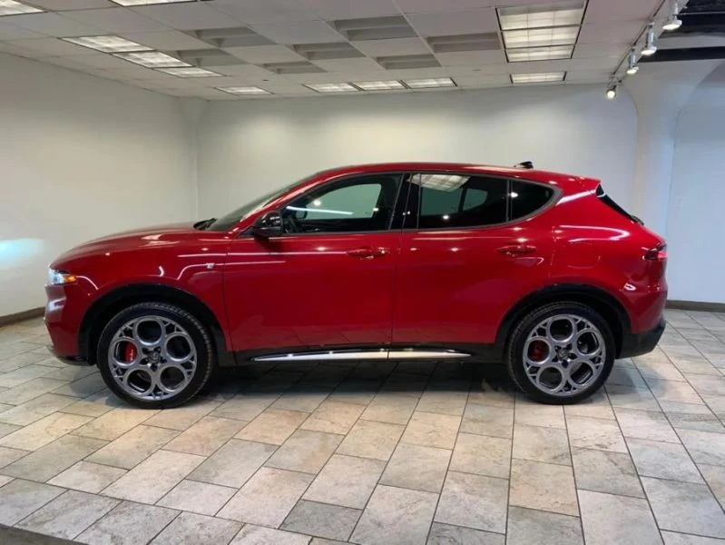 2024 Alfa Romeo Tonale - Image 8 of 12