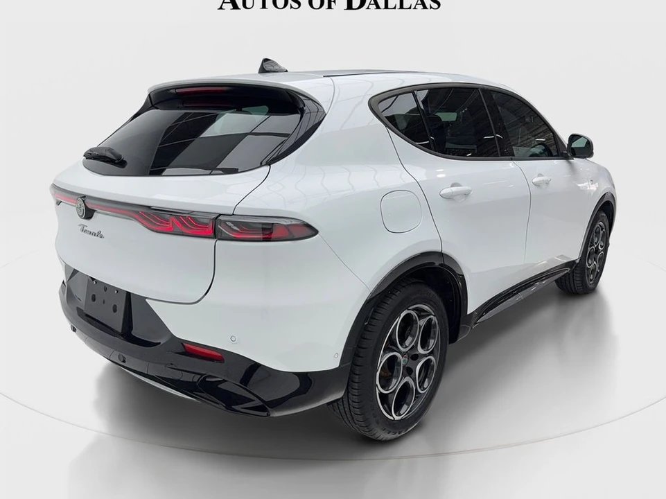 2024 Alfa Romeo Tonale - Image 9 of 31
