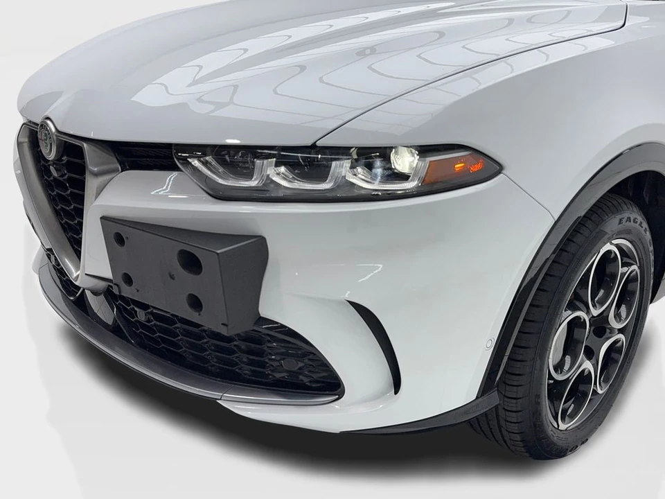 2024 Alfa Romeo Tonale - Image 5 of 21