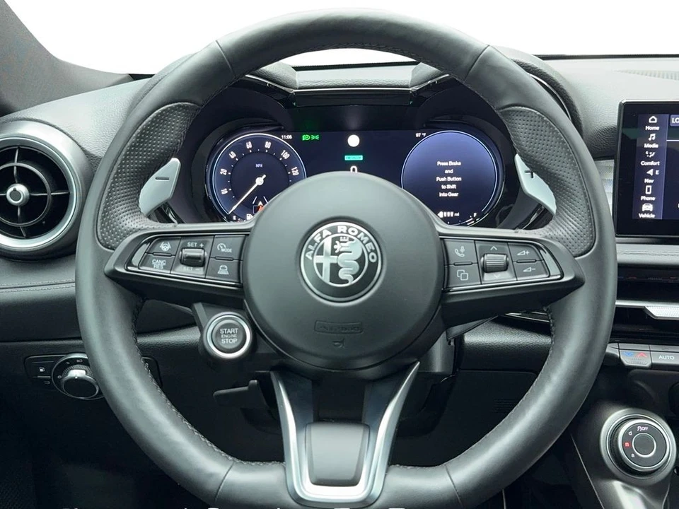 2024 Alfa Romeo Tonale - Image 18 of 21